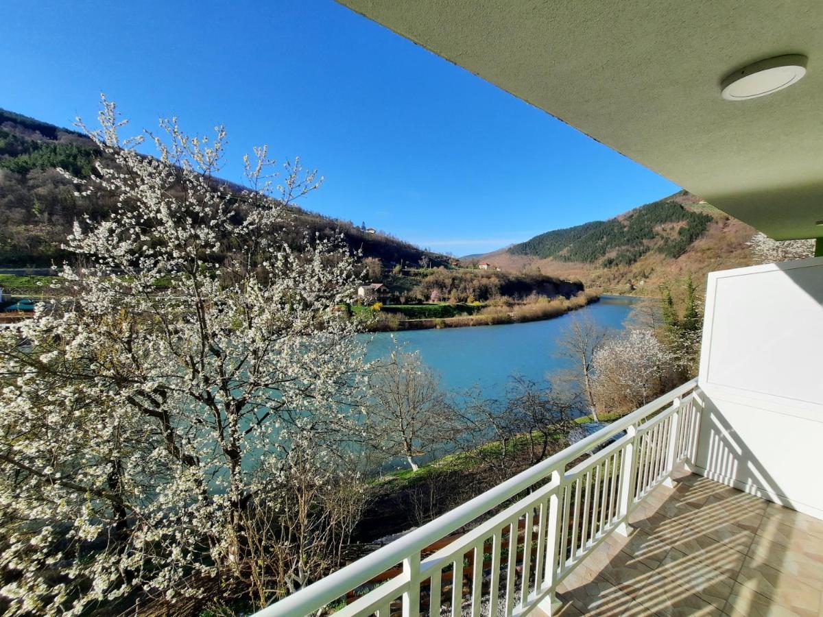 Apartmani Vila Na Drini Foca Bagian luar foto