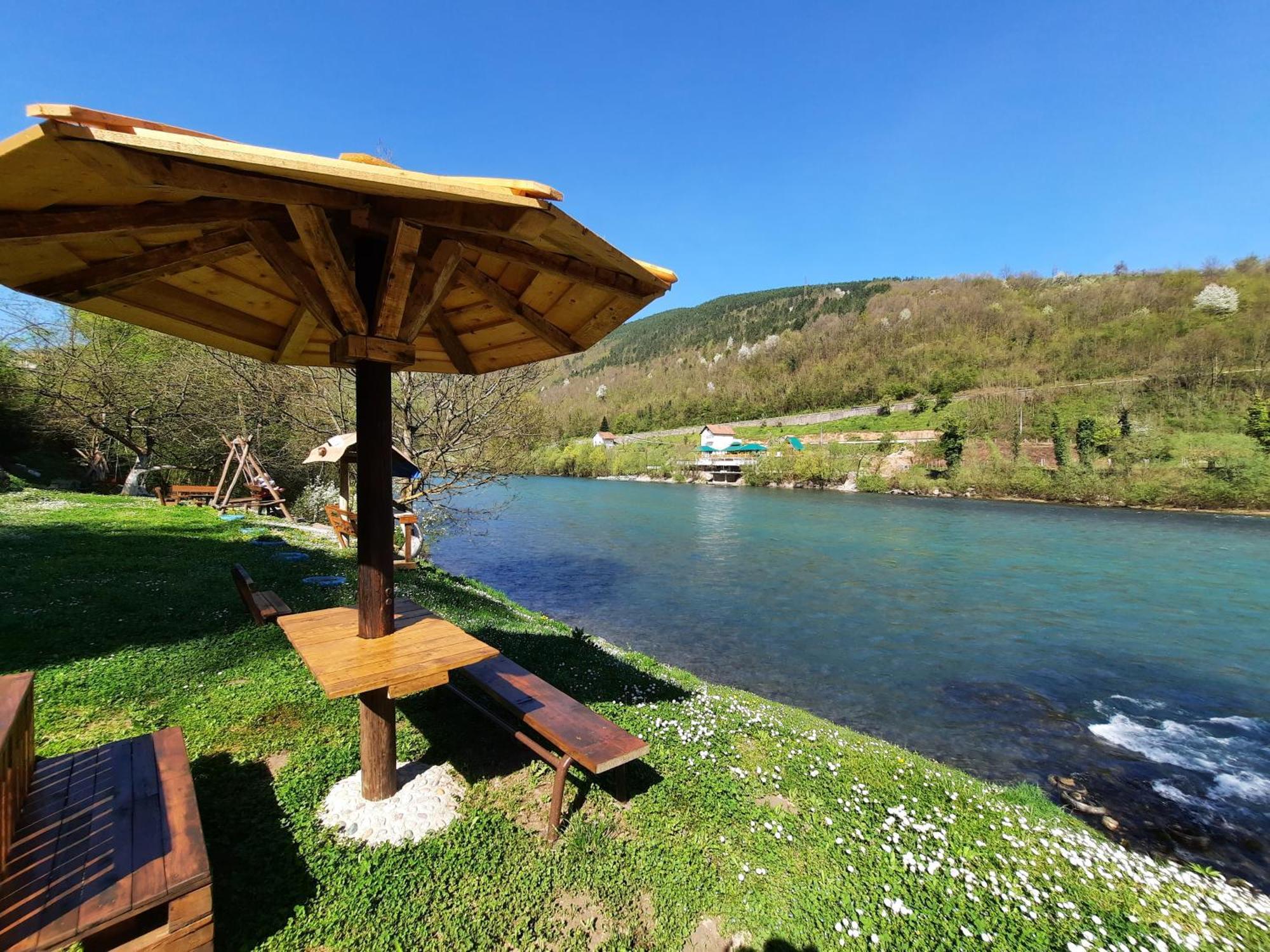 Apartmani Vila Na Drini Foca Bagian luar foto