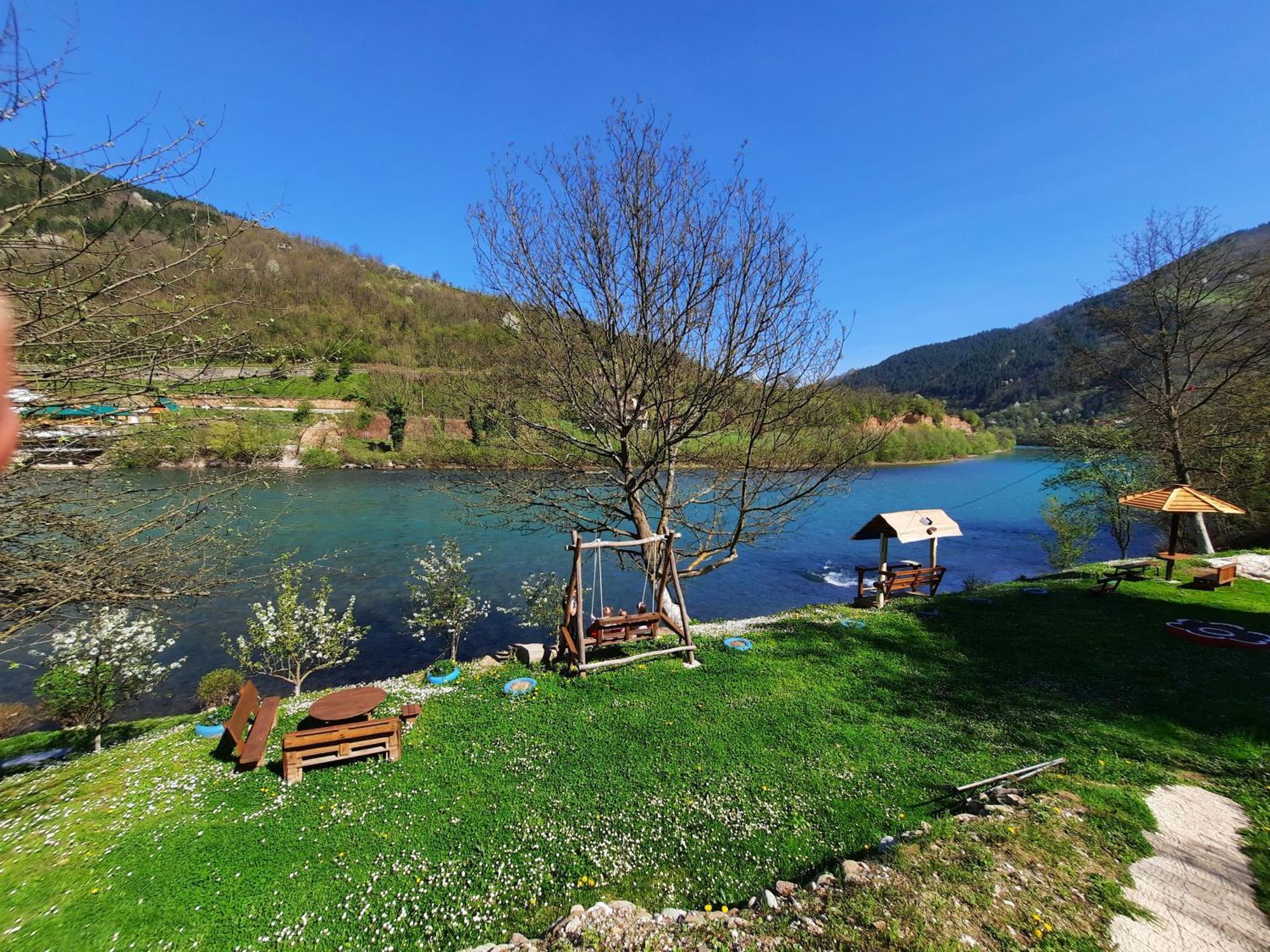 Apartmani Vila Na Drini Foca Bagian luar foto